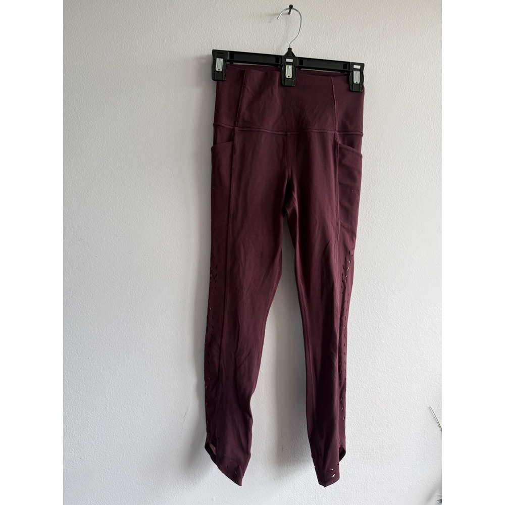 Athleta Salutation Stash Pocket II Laser Cut 7/8 Tight Burgundy XS Leggings